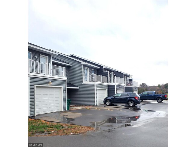 Building Photo - 303 S Wasson Ln Rental