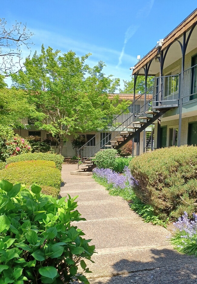 Apartamentos Jade West - Eugene, Oregón - Jade West Apartments