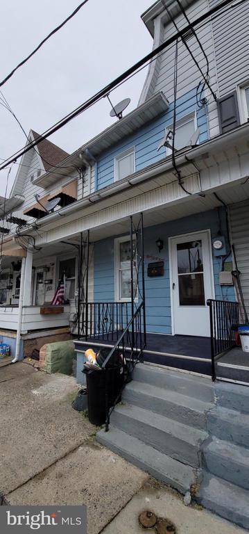 Photo - 939 W Pine St