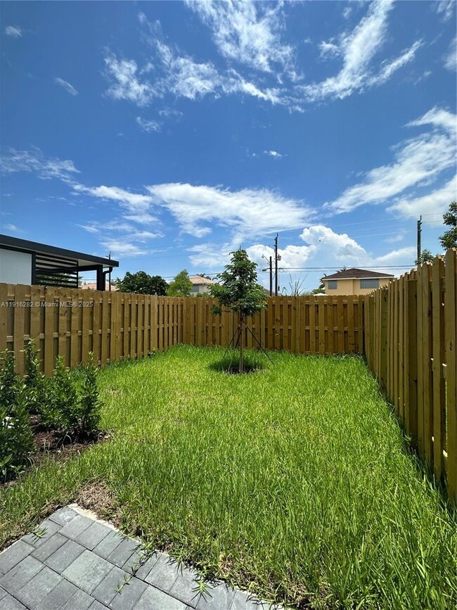 Photo - 28471 SW 132nd Ct