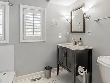 Photo - 3 bedroom in Chicago IL 60614