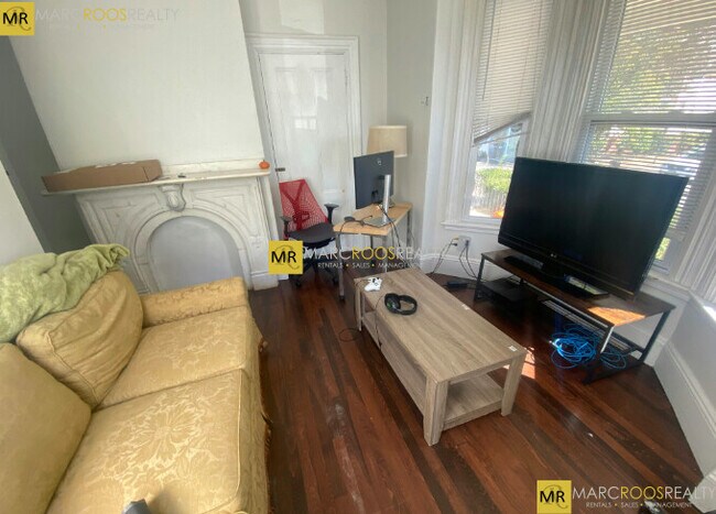 Photo - 76 Curtis St