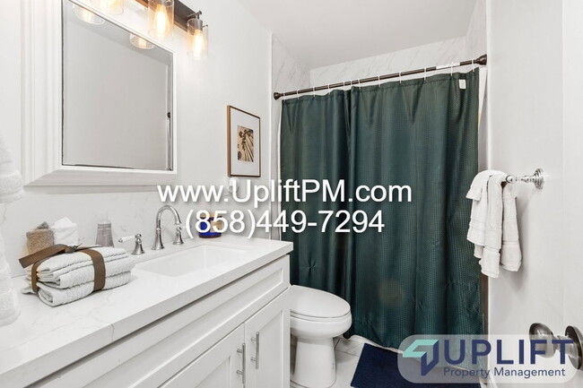 Photo - 4359 Rialto St