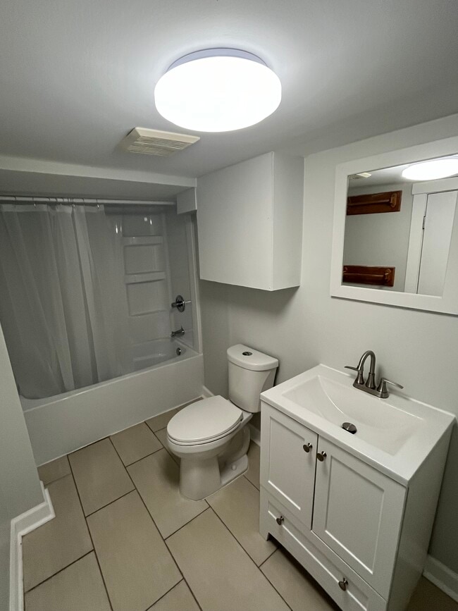 Photo - 430 N 25th St