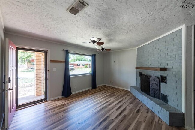 Photo - 4661 Briarwood Dr