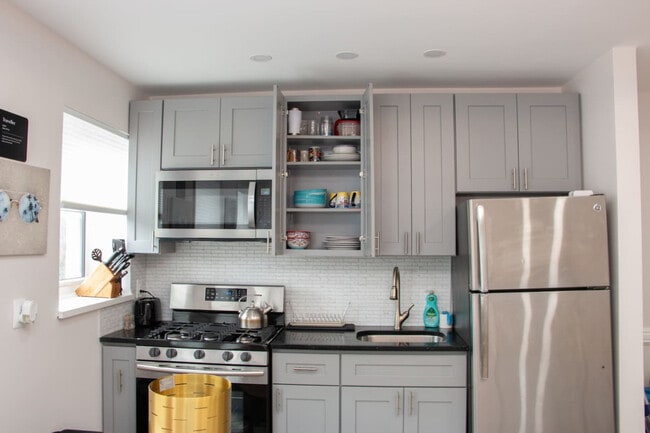 716 Hancock St Unit SI ID1379072P