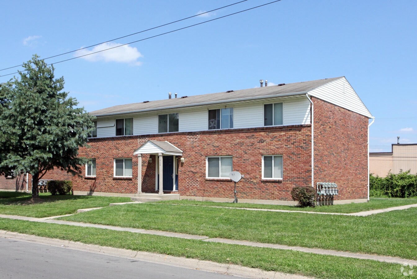 Fair Oaks Apartments - Fair Oaks Apartments