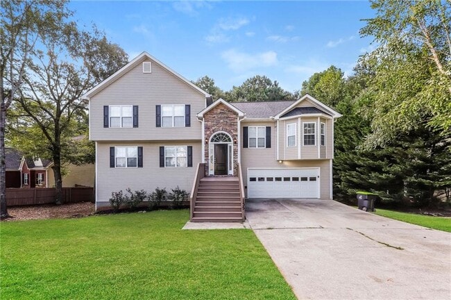 Photo - 135 Ivey Lake Pkwy House