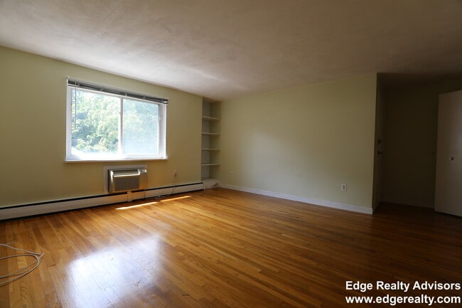 Photo - 71 Colborne Rd Unit 3B