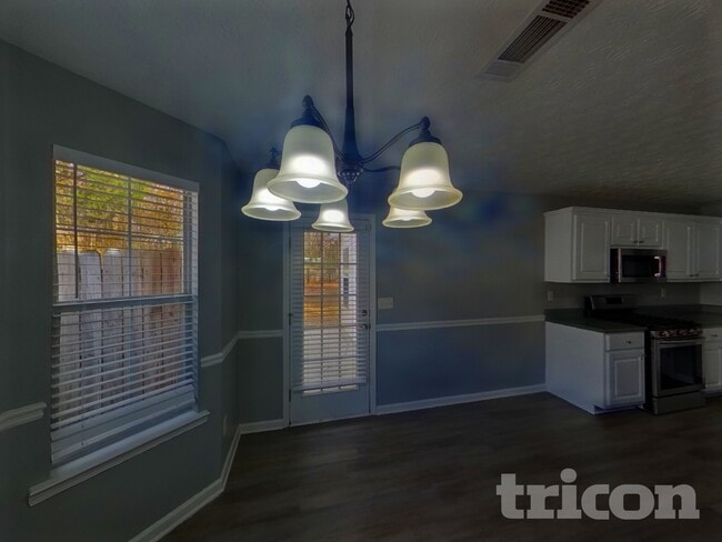 Photo - 210 Pebble Creek Dr