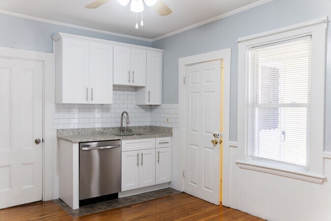 Photo - 87 Glendower Rd Unit 1