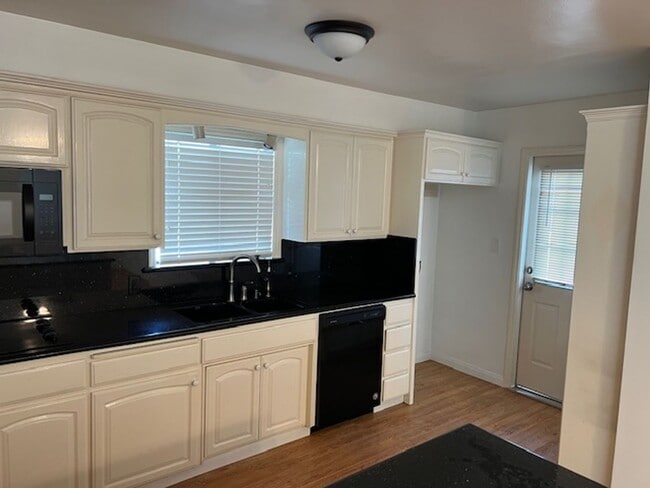 Photo - HOUSE