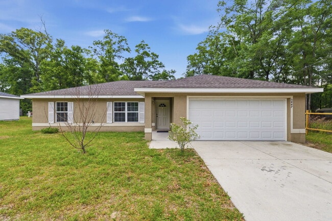 Building Photo - No HOA! Spacious 3 Bedroom Home with Large Backyard & Fire Pit – Move-In Ready