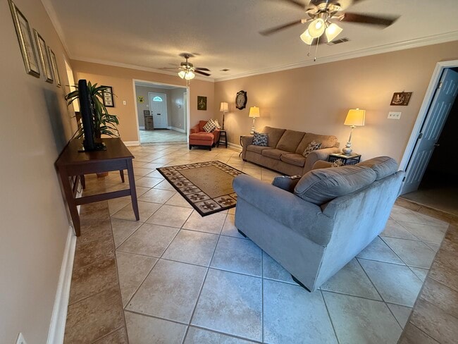 Photo - 1451 Aris Ave