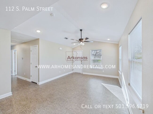 Photo - 112 S Palm St