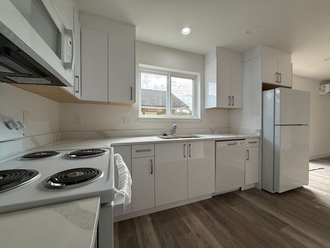 Photo - 912 Alabama St Unit 102