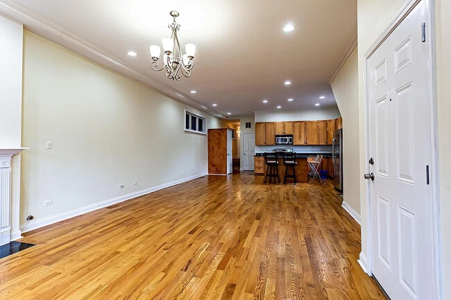 Photo - 2355 W Harrison St Unit 1