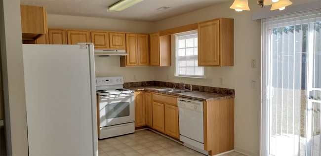 Photo - 141 Belvedere Dr