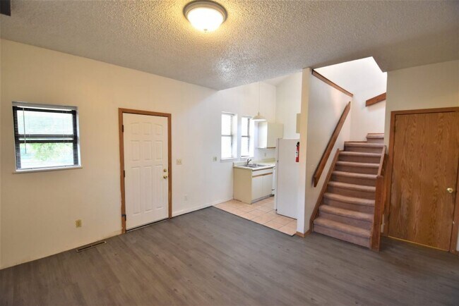 2927 Broadway