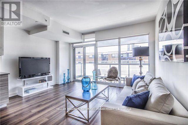 Photo - 210 Simcoe St Unité 804