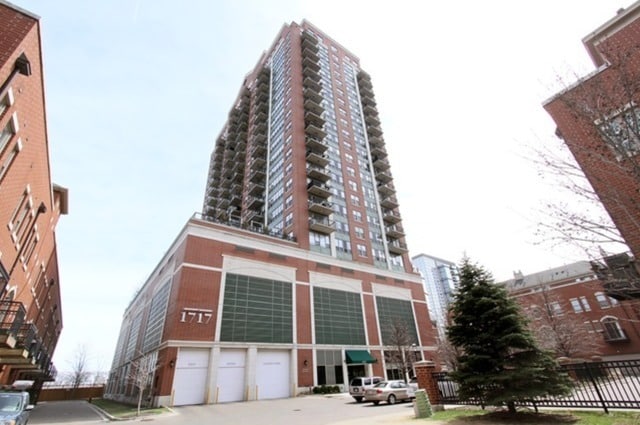 Building Photo - 1717 S Prairie Ave Unit 1603 Rental