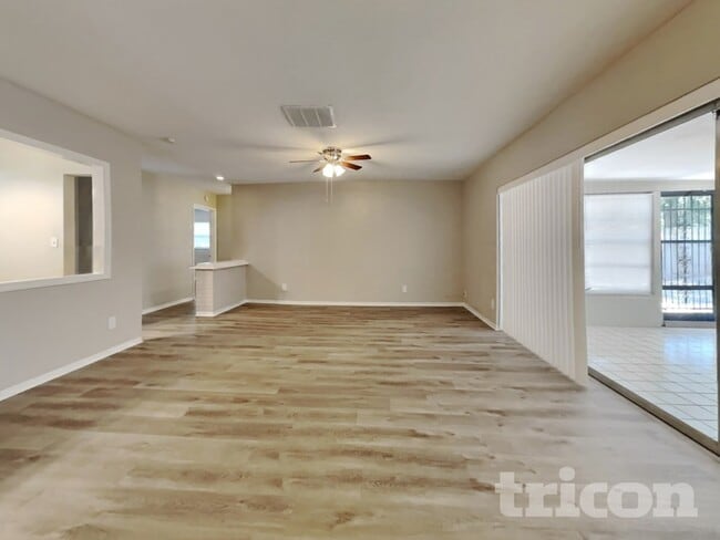 Photo - 2022 68th Ave S