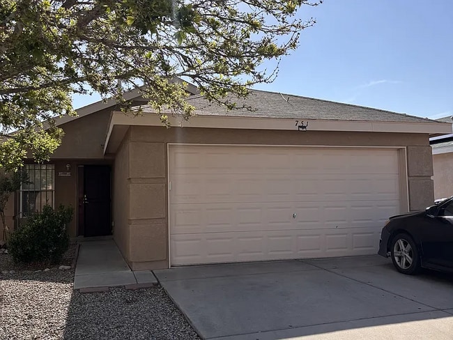 Photo - 751 Noah Ave SW Casa