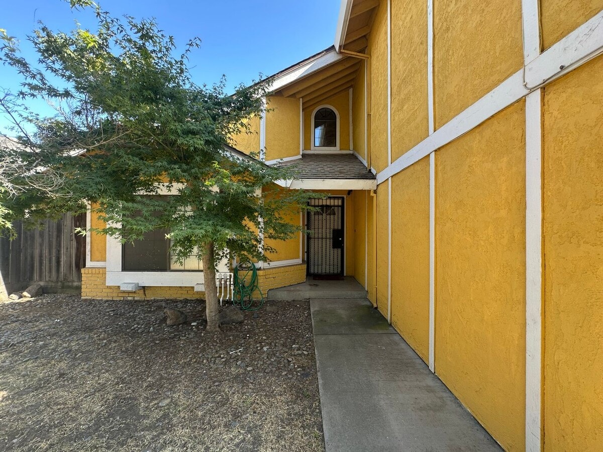 Photo - 2036 Sheldon Dr