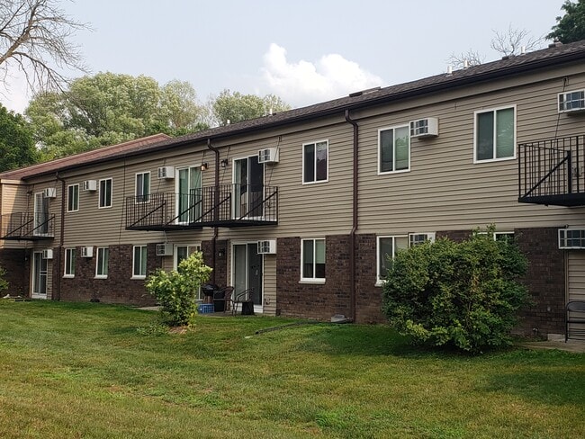 Photo - Parkcrest Apartments