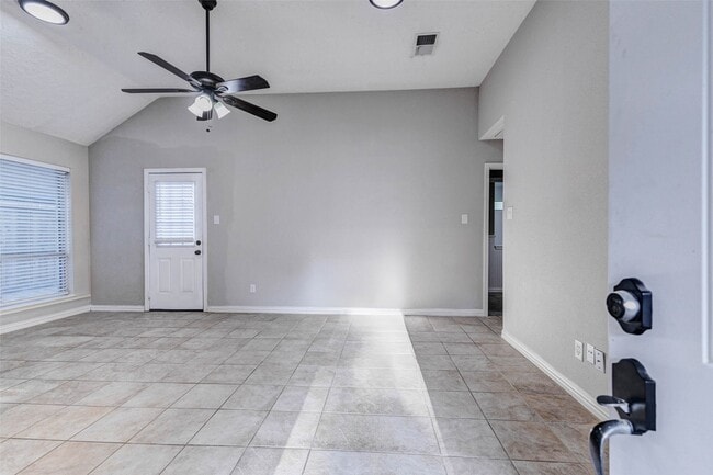 Photo - 6715 Liberty Valley Dr