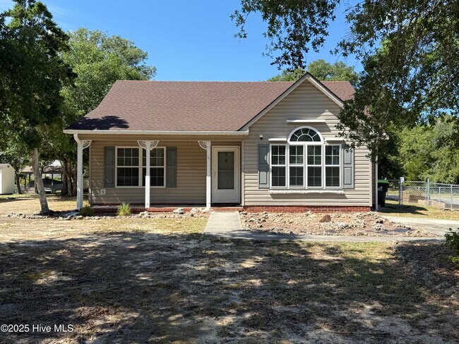 Photo - 1308 E Oak Island Dr