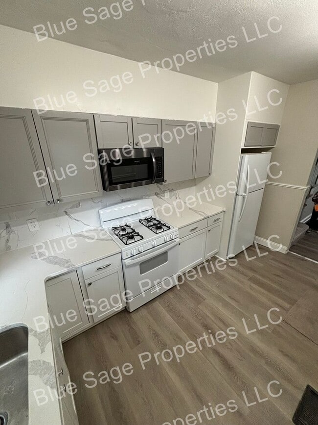 Photo - 126 Beech St
