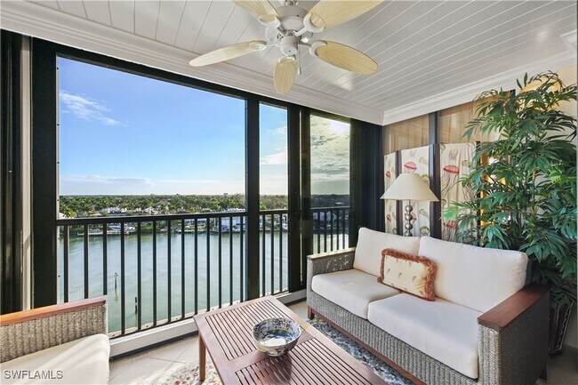 Photo - 2400 Gulf Shore Blvd N Condo Unit 804
