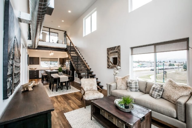 Photo - 60 Elderberry Loop