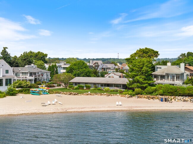 17 Cockenoe Dr