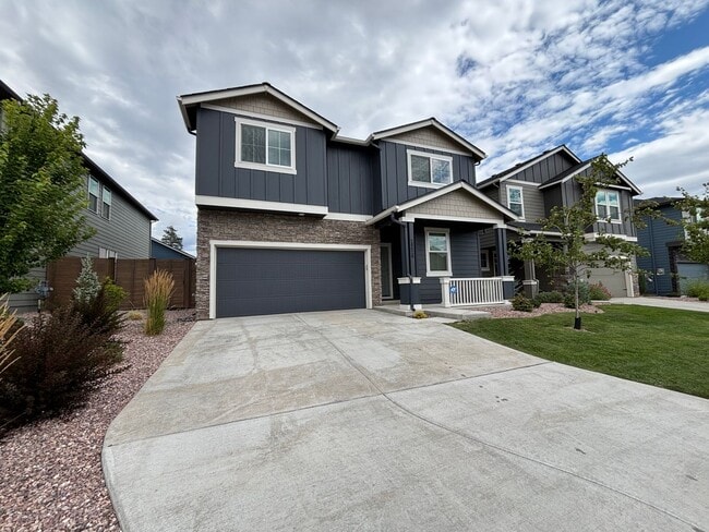 Building Photo - Beautiful 4 Bed/2.5 Bath Plus Office with ... Rental