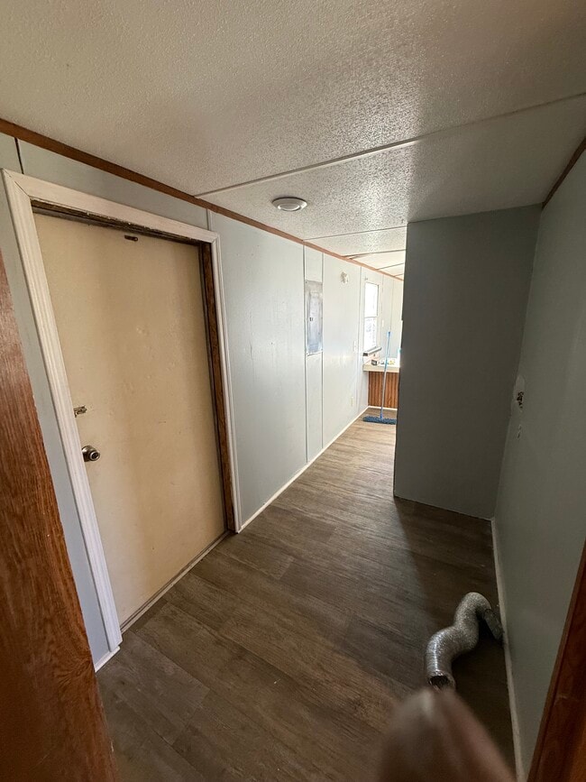 Photo - 8733 School St