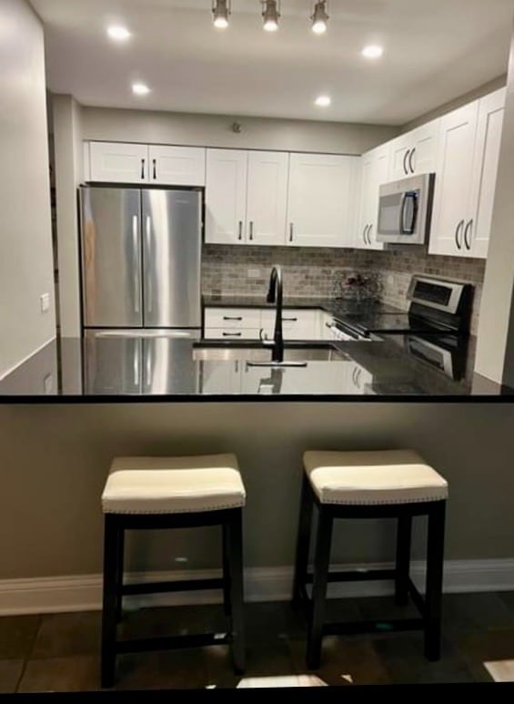 Photo - 345 N La Salle Dr