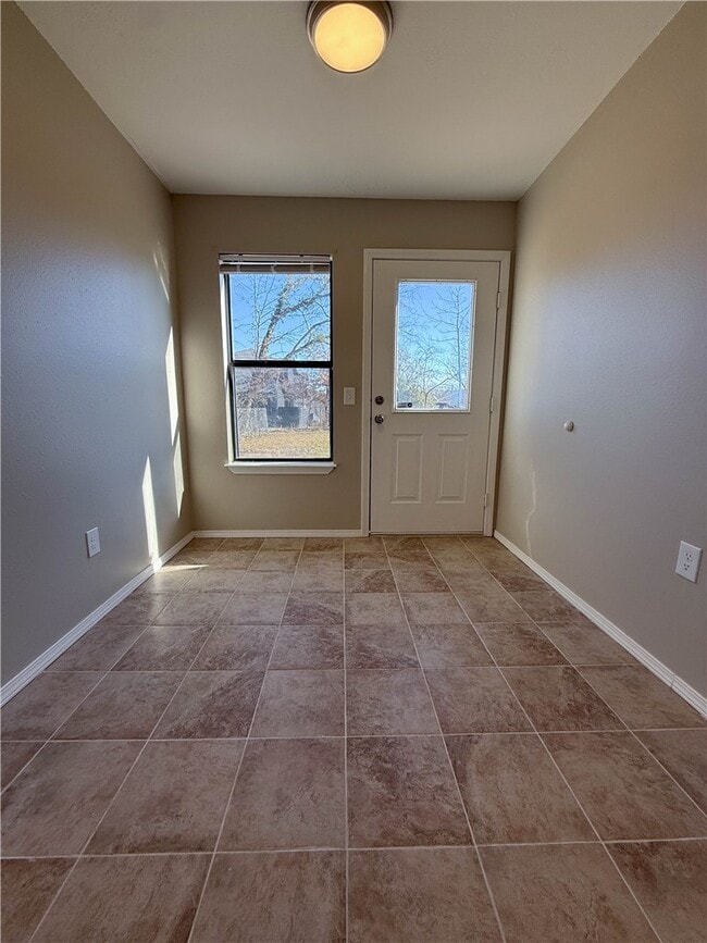 Photo - 1214 NE Monroe St