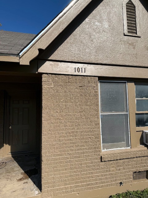 Building Photo - 1011 Marion Ave