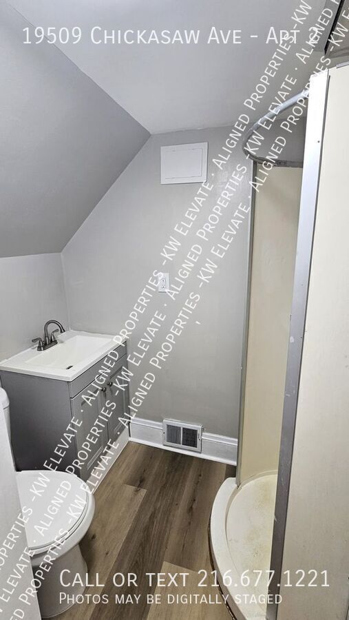 Photo - 19509 Chickasaw Ave Unidad Apt 2