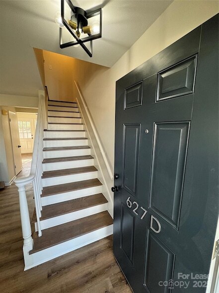 Photo - 627 Cherry St