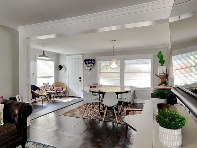 Photo - Fairmount Cottage READY NOW!