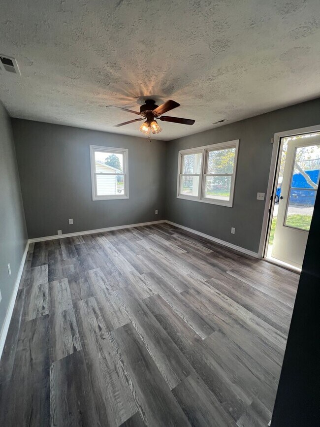Photo - 3 bedroom/1 bathroom house