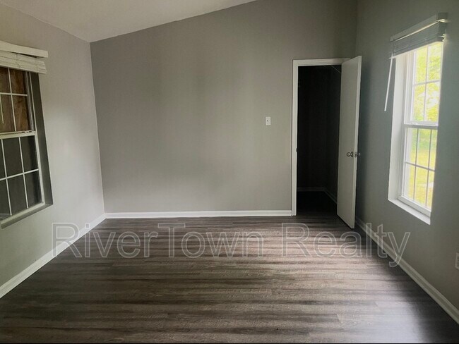 Photo - 1423 Abernathy Rd