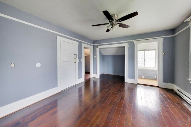 Photo - 329 N Ellsworth Ave Unit 04