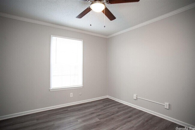 Photo - 9101 N Rodney Parham Rd Unidad 8