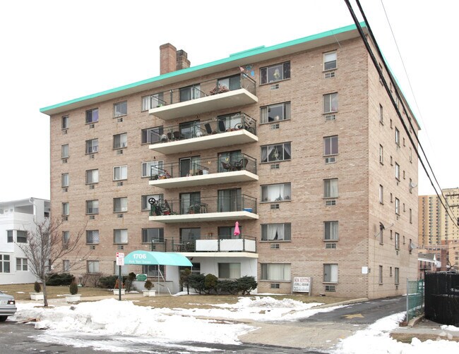 Photo - Parkview Terrace Apartments