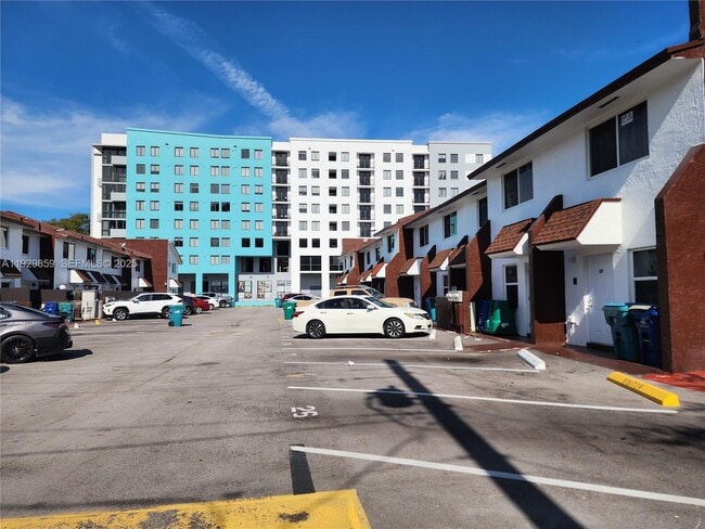 Photo - 401 SW 109th Ave Unit 24