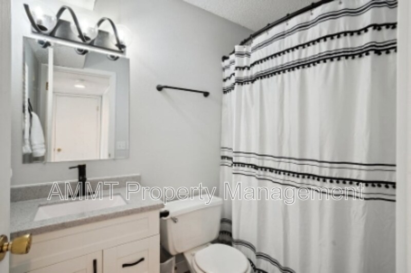Photo - 743 Westwinds Dr